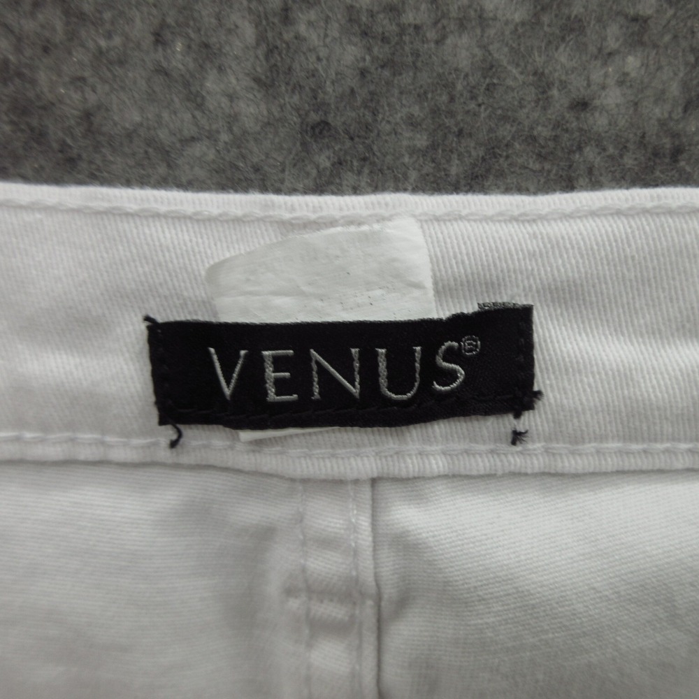 Venus Jeans Womens Size 12 Fame Capri White Cutoffs - Picture 10 of 15